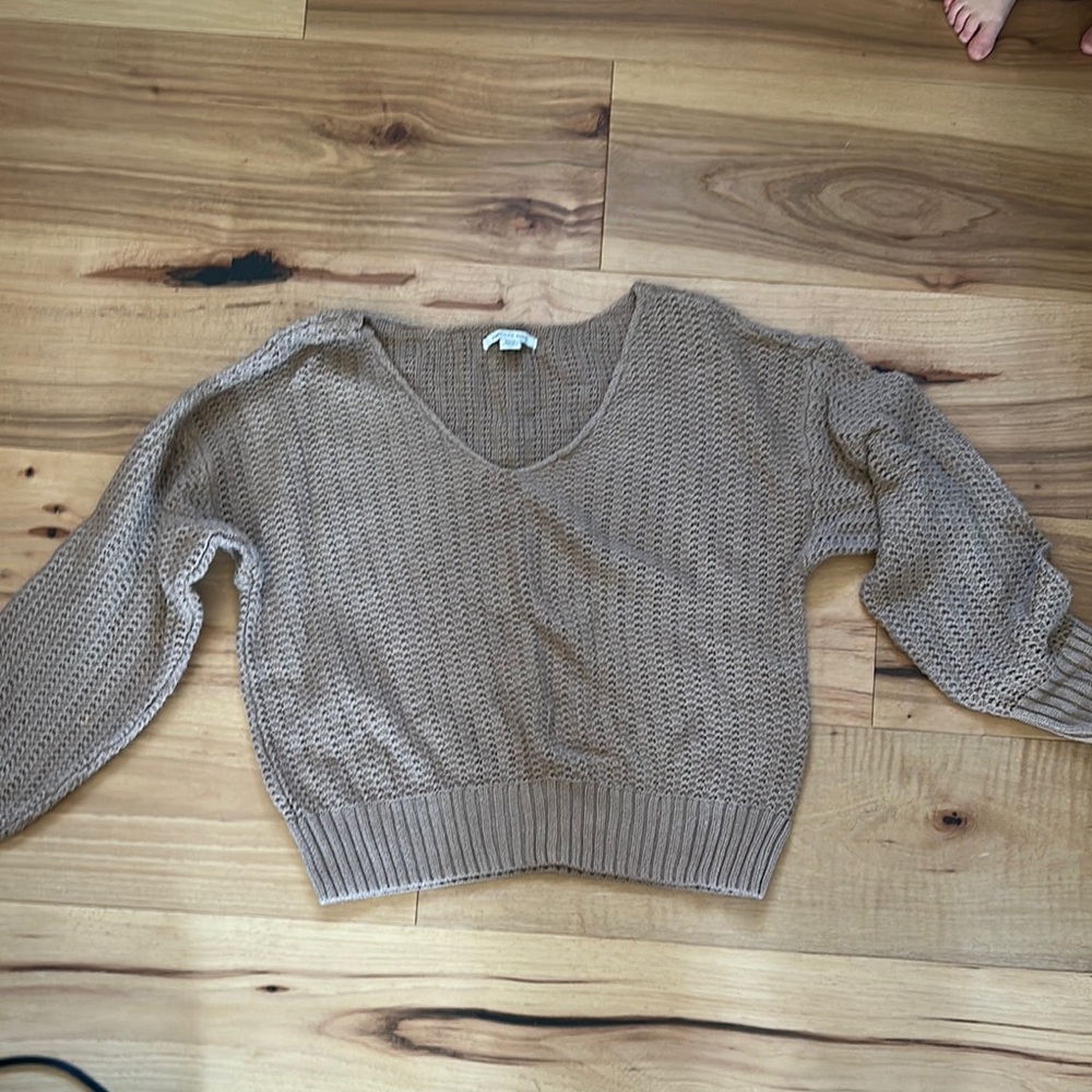 American Eagle Women's Tan Sweater